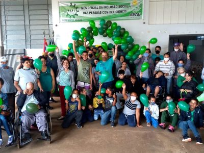 1ª EXPOSIÇÃO ITINERANTE DA APAE DE MONTE ALTO GANHA VISIBILIDADE JUNTO A COMUNIDADE